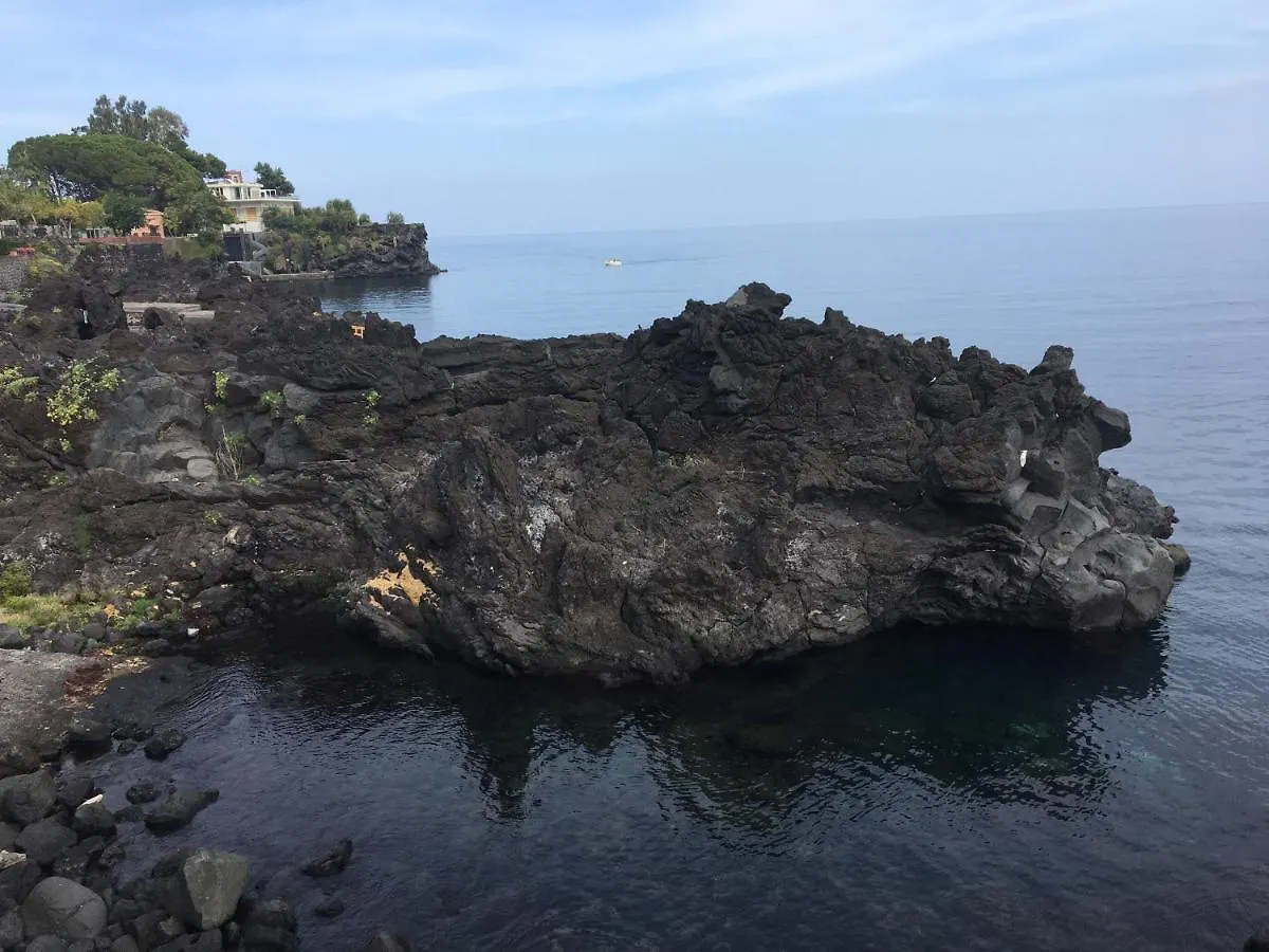 Made In Sicily Santa Tecla Bed and Breakfast Acireale Bed & Breakfast